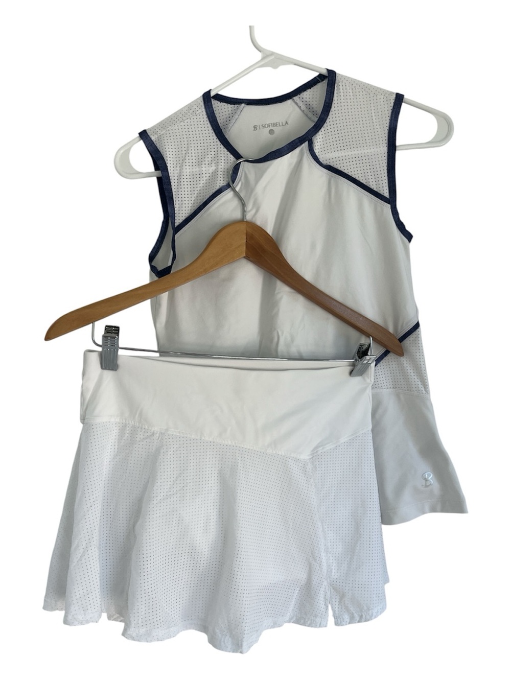 SOFIBELLA Tennis Pickleball Set Outfit Skirt Skort Tank White XS S